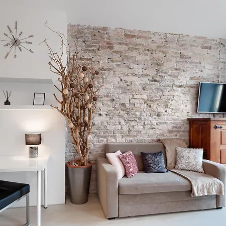 Apartament 111 - No.1 *